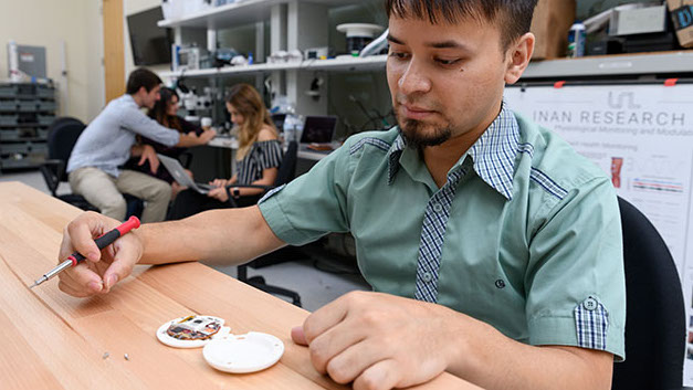 Cardiosense lab bench